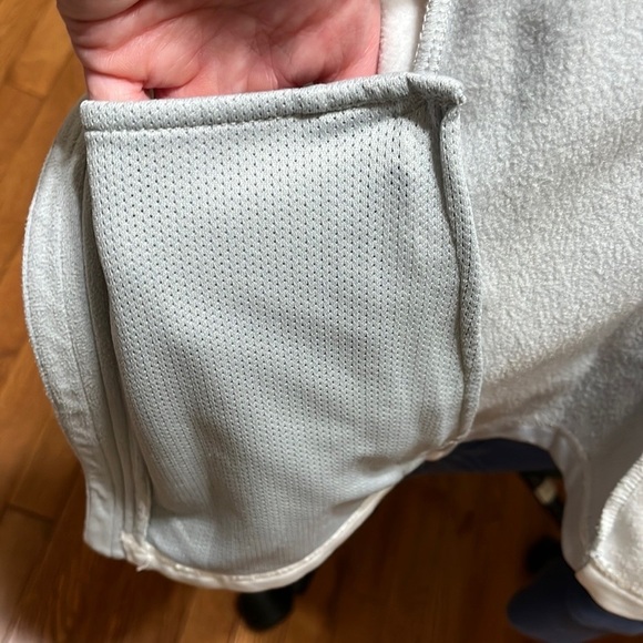 The North Face Women’s Lightweight Jacket Size Small - Picture 9 of 9